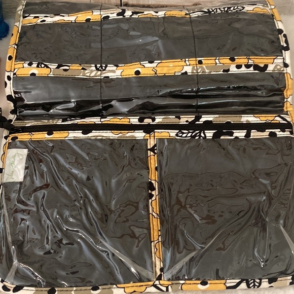 Vera Bradley Go Wild Keep It Up Jewelry Organizer - Picture 6 of 10